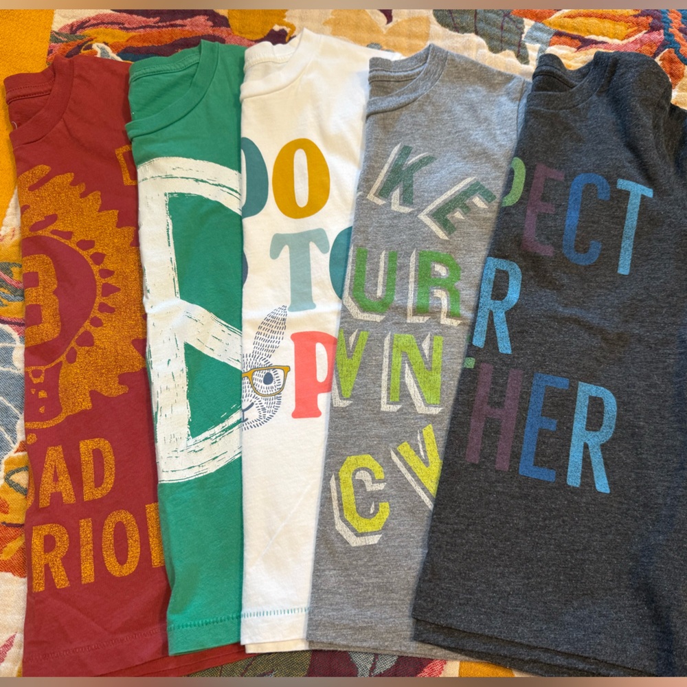 Peek Kids Graphic Tees - size 6/7